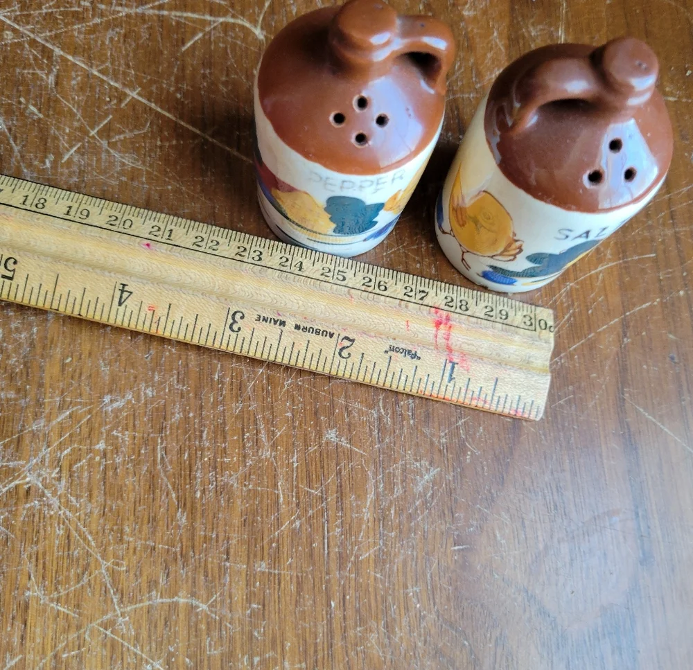 Vintage Salt and Pepper Shakers Mini Jugs Made in Japan Chickens